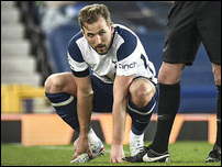 ����� ����