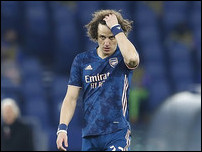 ����� ����