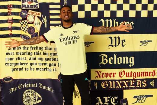 Новая выездная форма Арсенала на сезон 2021/22 Новая выездная форма Арсенала на сезон 2021/22