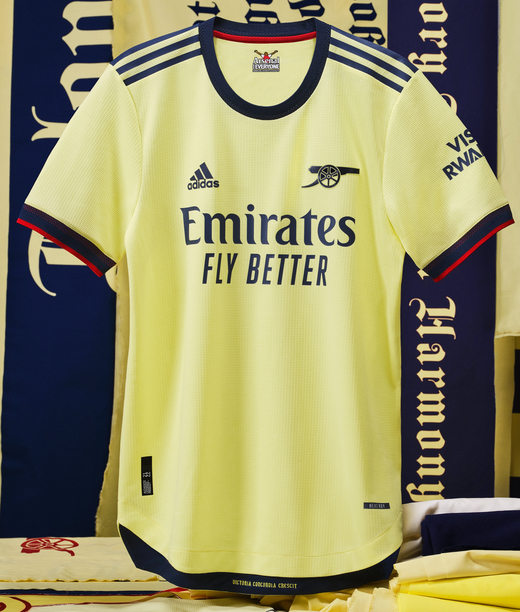 Новая выездная форма Арсенала на сезон 2021/22 Новая выездная форма Арсенала на сезон 2021/22