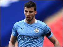 ����� ����