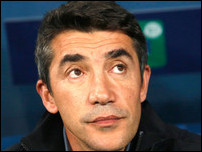 ����� ����