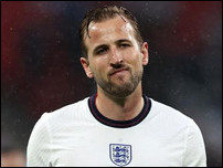 ����� ����