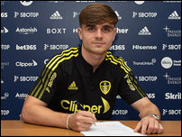 ����� ����