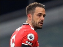 ����� ����