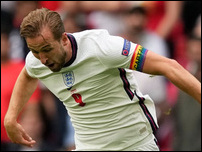 ����� ����