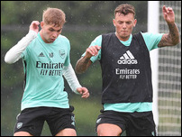 ����� ����-��� � ��� ����