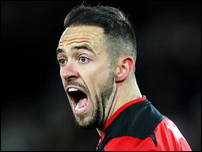 ����� ����