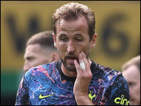 ����� ����