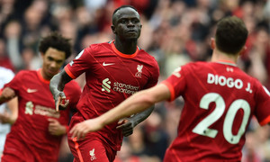 ����� ����