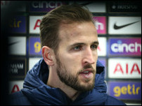 ����� ����