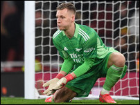 ����� ����