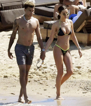 ���� ���� � ���� ���