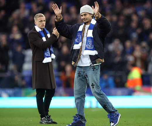 ���� ����