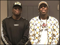 ���� � ���� ����