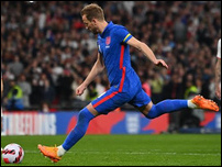 ����� ����