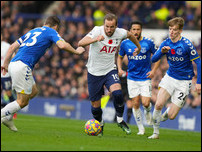 ����� ����