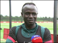 ����� ����