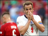 ����� ����