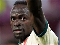 ����� ����