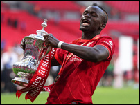 ����� ����