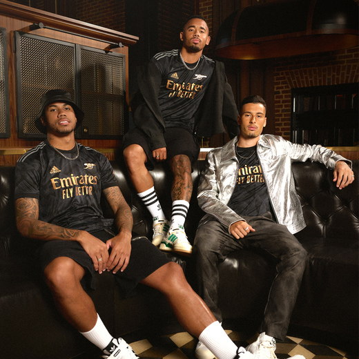 Новая выездная форма Арсенала на сезон 2022/23 Новая выездная форма Арсенала на сезон 2022/23