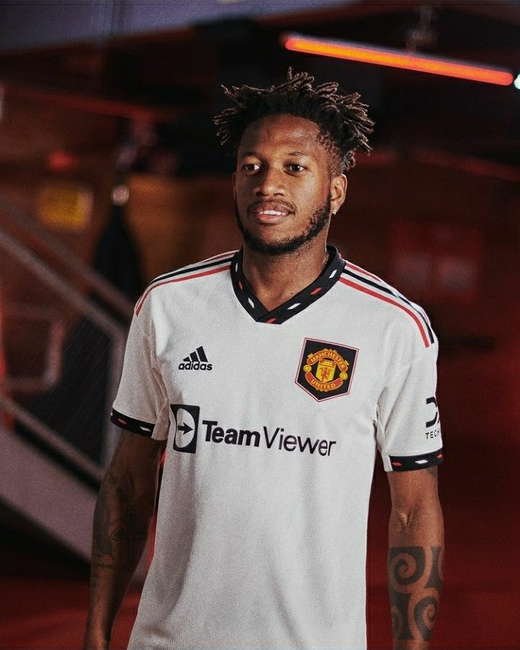 Новая выездная форма Манчестер Юнайтед на сезон 2022/23 Новая выездная форма Манчестер Юнайтед на сезон 2022/23