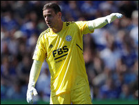 ����� ����