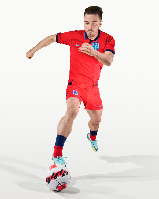 Новая форма сборной Англии на сезон 2022/23 Новая форма сборной Англии на сезон 2022/23