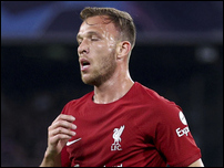 ����� ����