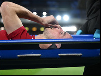 ����� ����