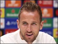 ����� ����