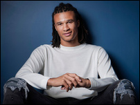 ����� ���