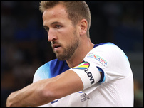 ����� ����