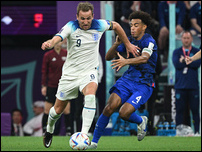 ����� ����