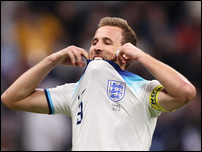 ����� ����