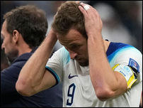 ����� ����