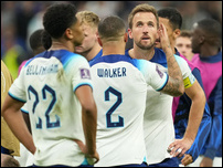 ����� ����