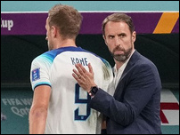 ����� ����