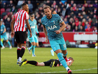 ����� ����