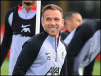 ����� ����