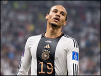 ����� ����