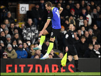 ����� ����