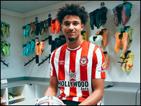 ����� ����