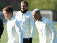 ����� ����