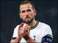 ����� ����