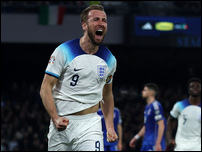 ����� ����