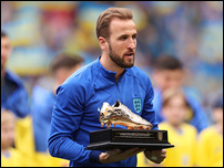 ����� ����