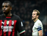 ����� ����