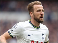 ����� ����